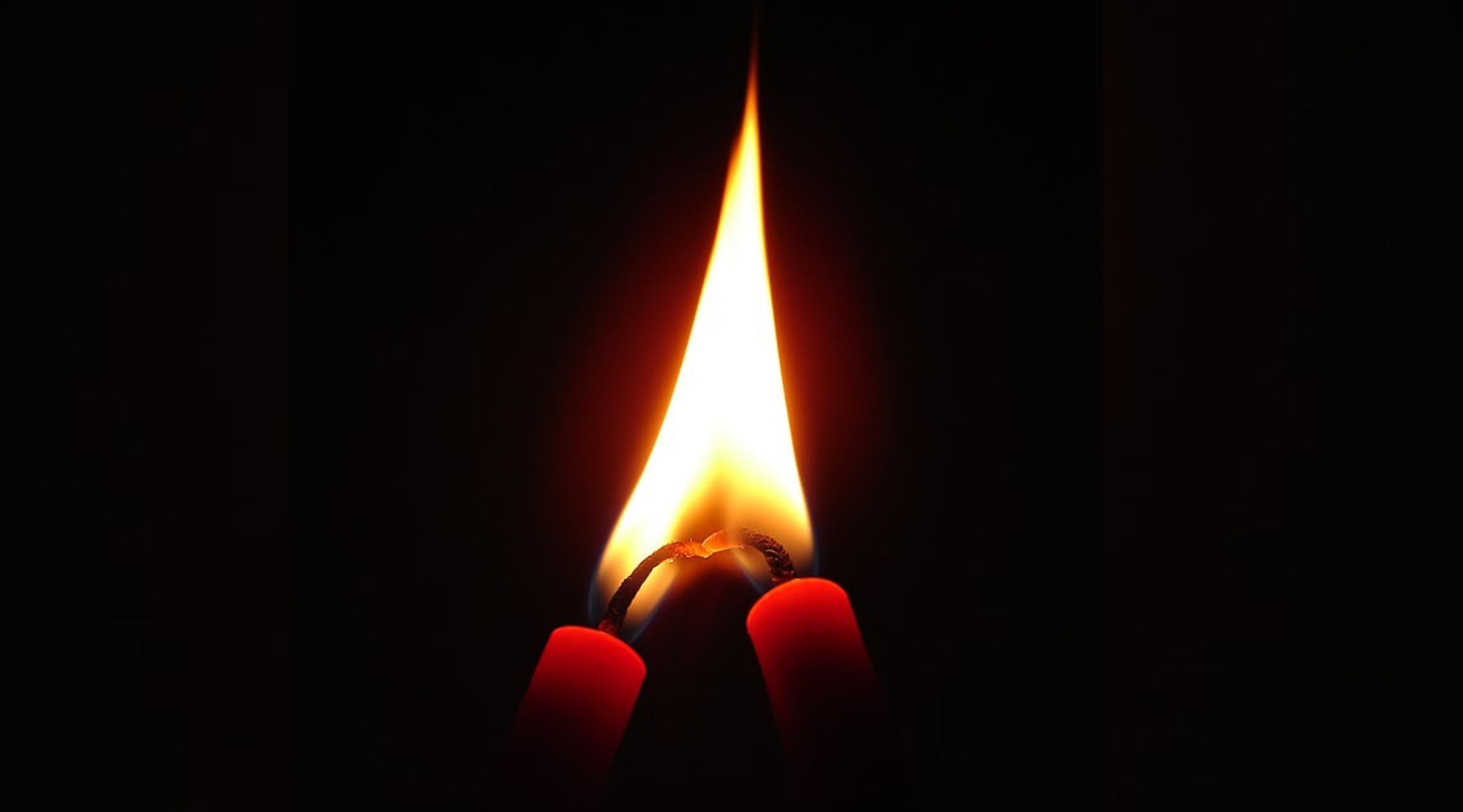 Candles-in-Love-Spell-Magic